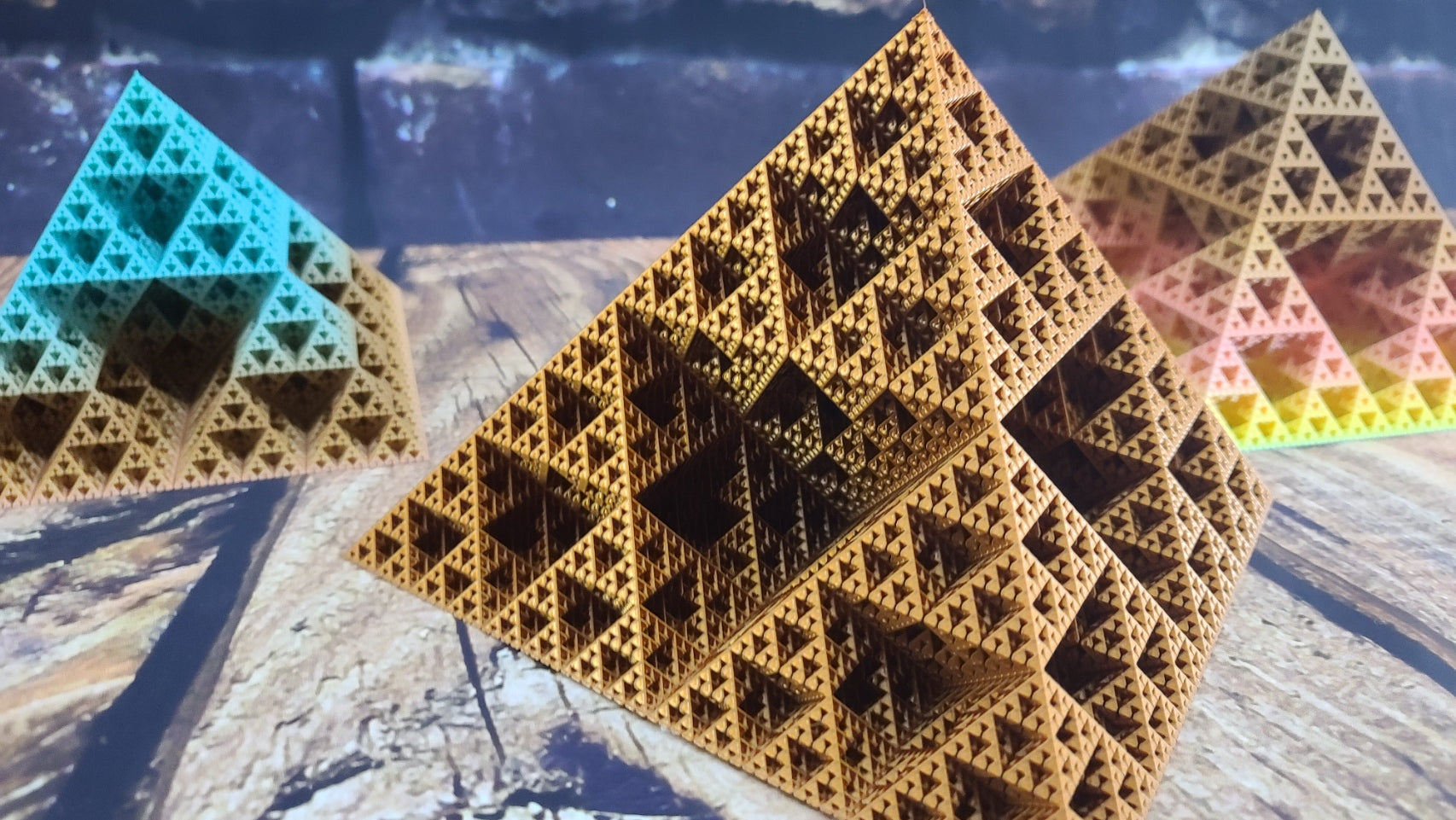 Fractal Pyramid - Sierpinski Octahedron 6th Order